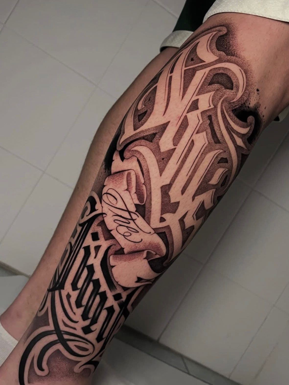 Esempio di tatuaggio Fine Line