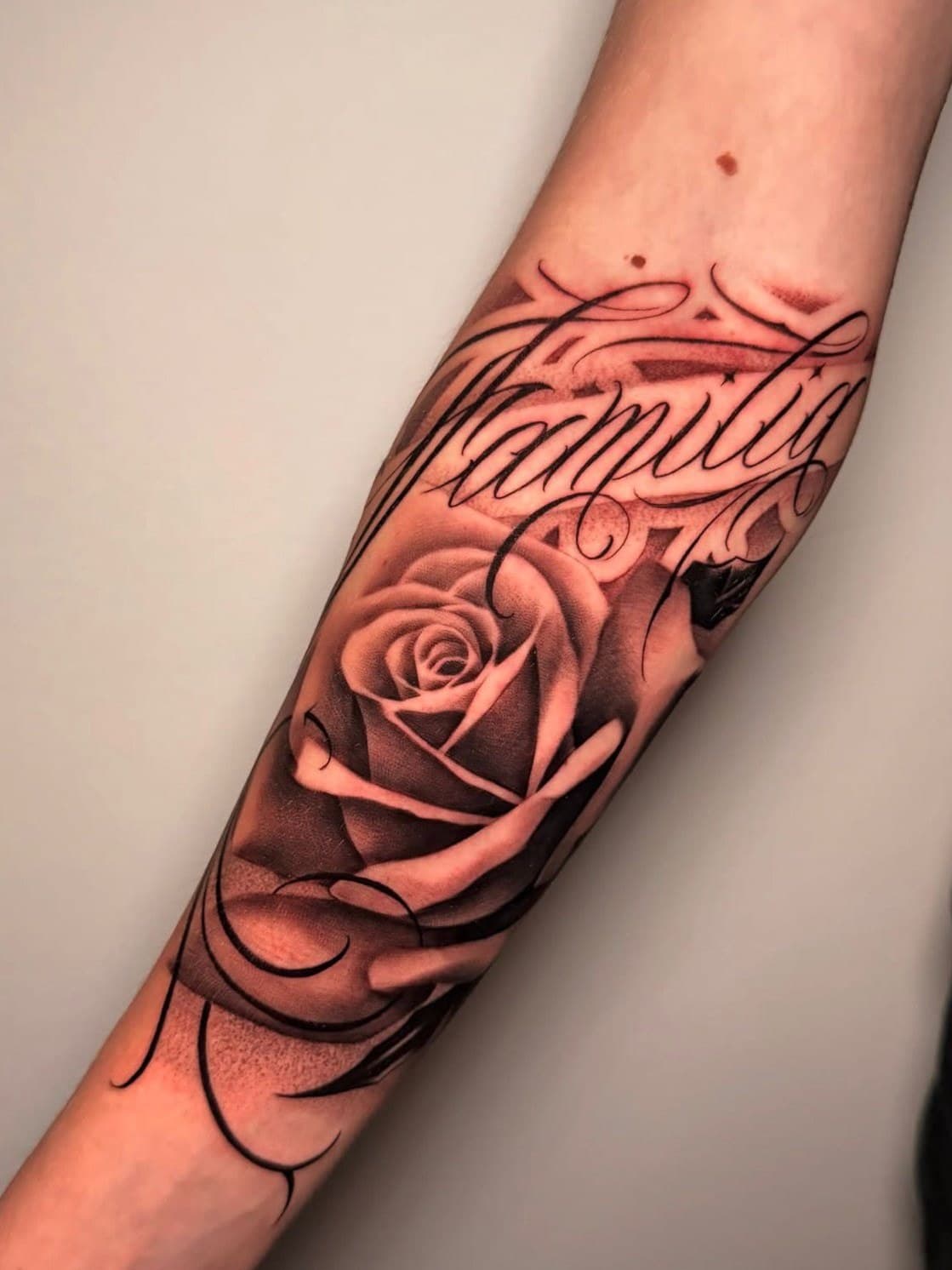 Esempio di tatuaggio Black & Grey